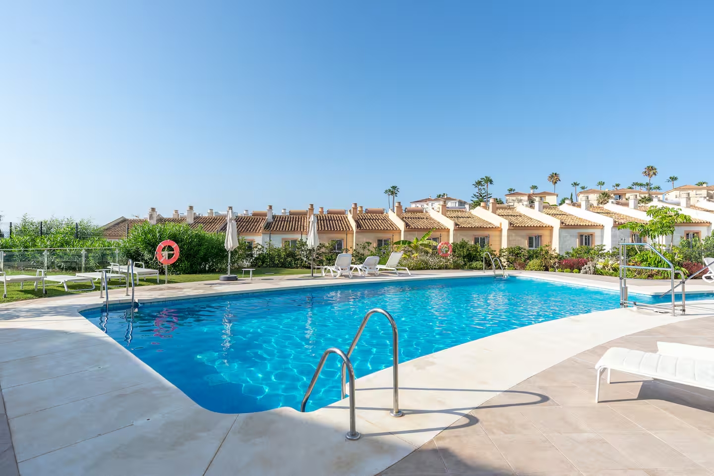Increíble Apartamento con Vistas panorámicas al Mar en Mijas Costa