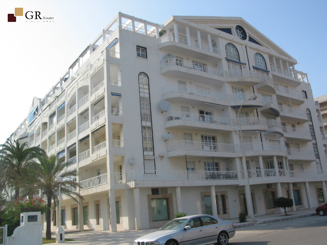 Unbeatable apartment on the beach, 3 bedrooms, super equipped, pool, wi-fi, Fuengirola