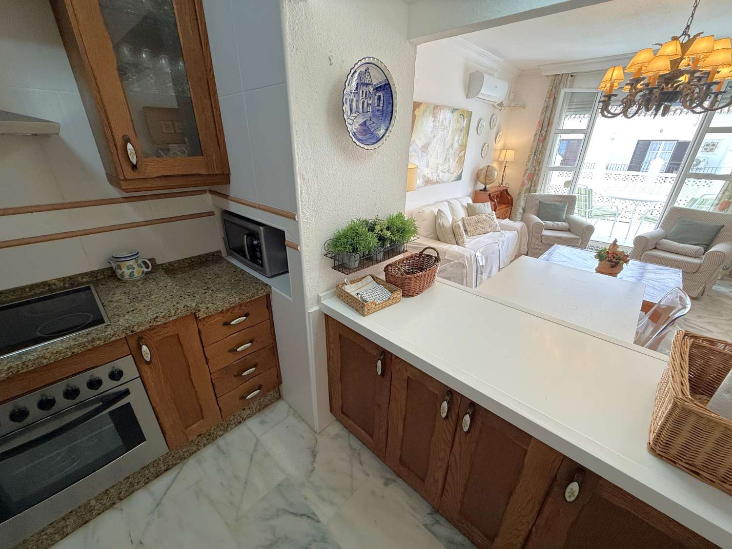Flat with a swimming pool and terrace in Fuengirola, just a few metres from the sea