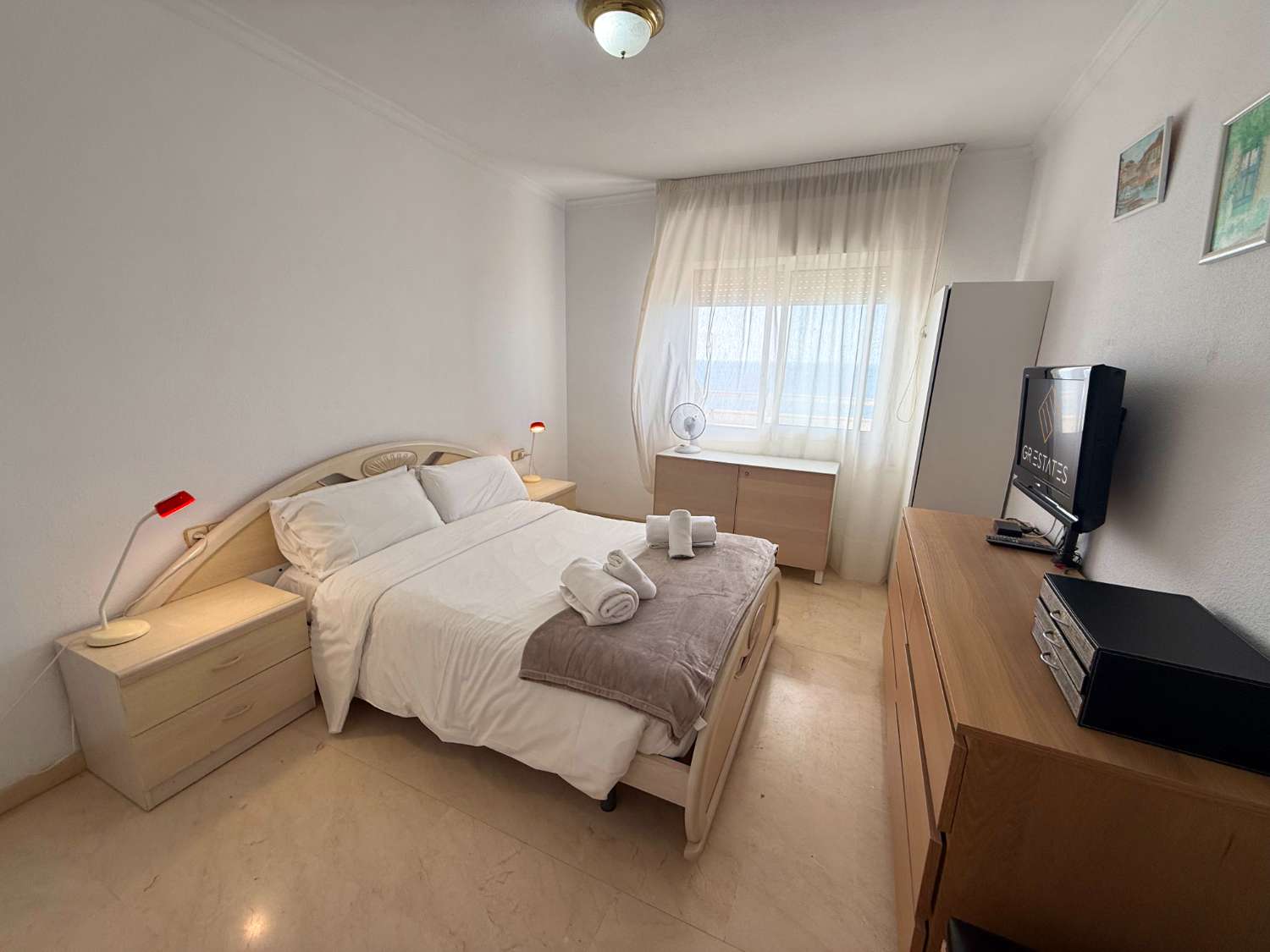 Beachfront, 2 makuuhuonetta, 2 kylpyhuonetta, Fuengirola