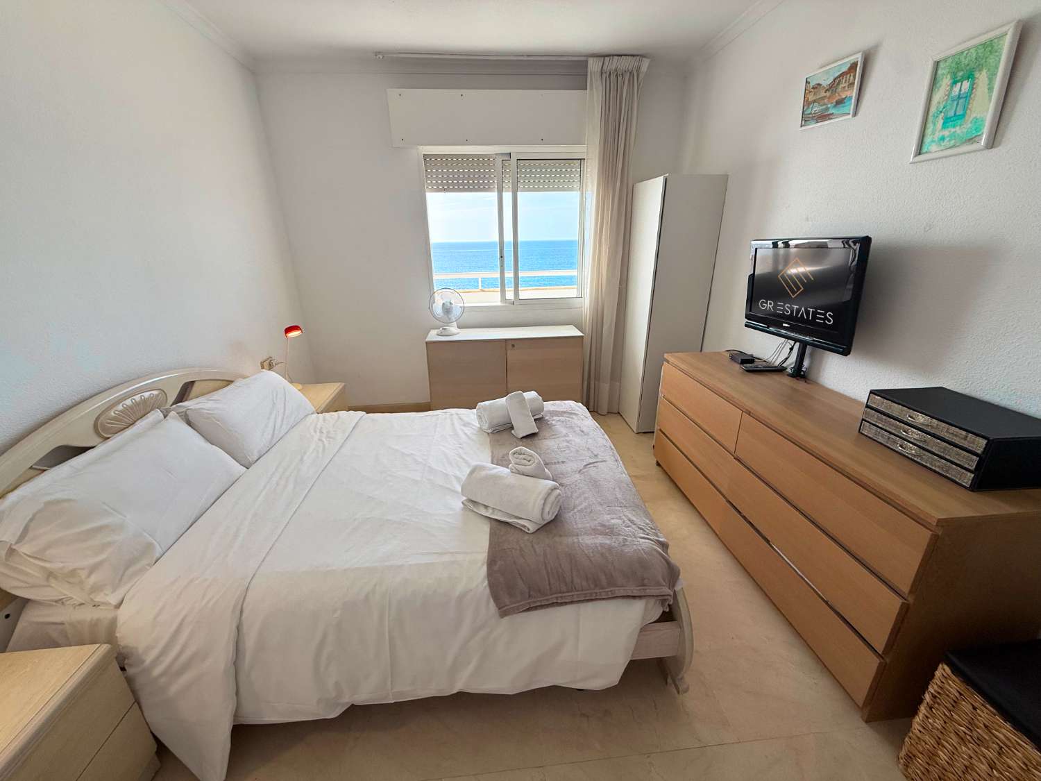 Beachfront, 2 makuuhuonetta, 2 kylpyhuonetta, Fuengirola