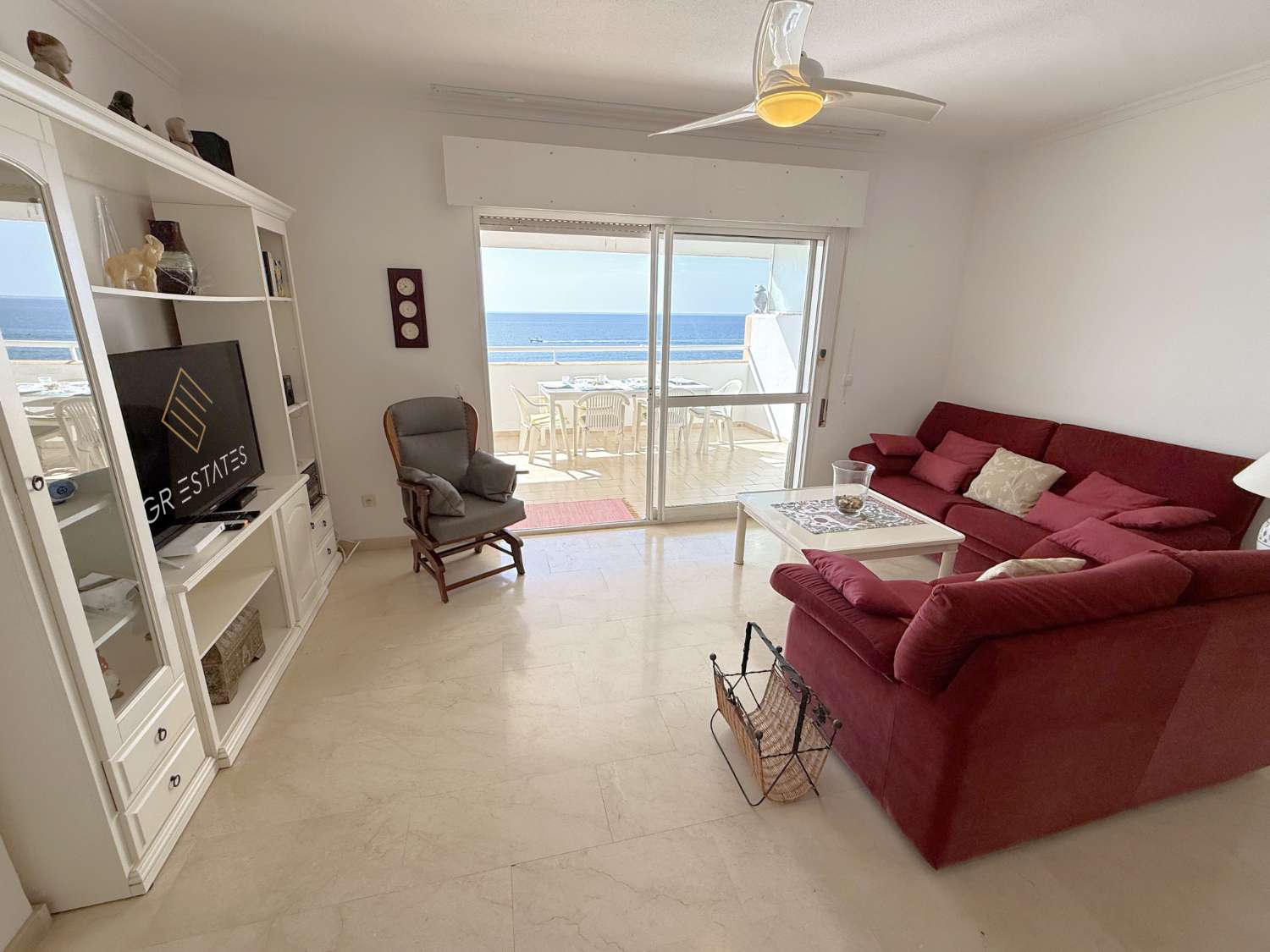 Beachfront, 2 makuuhuonetta, 2 kylpyhuonetta, Fuengirola