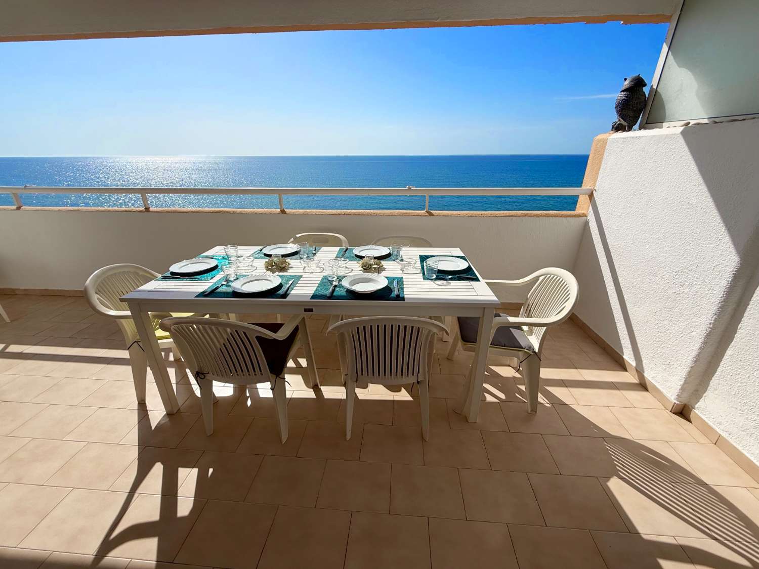 Beachfront, 2 makuuhuonetta, 2 kylpyhuonetta, Fuengirola
