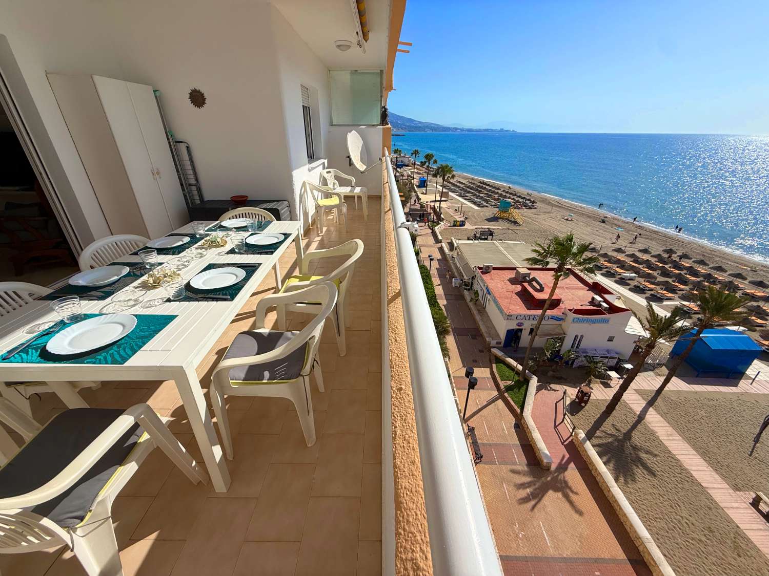 Beachfront, 2 makuuhuonetta, 2 kylpyhuonetta, Fuengirola