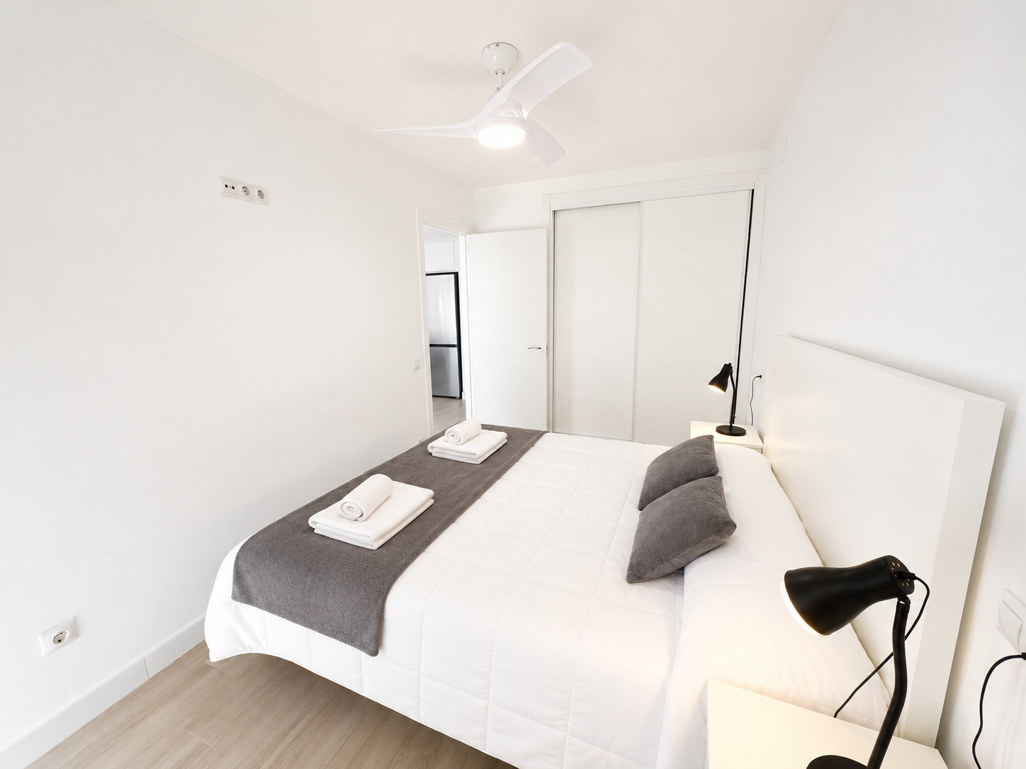 Toeristische woning in La Princesa met directe toegang tot het strand