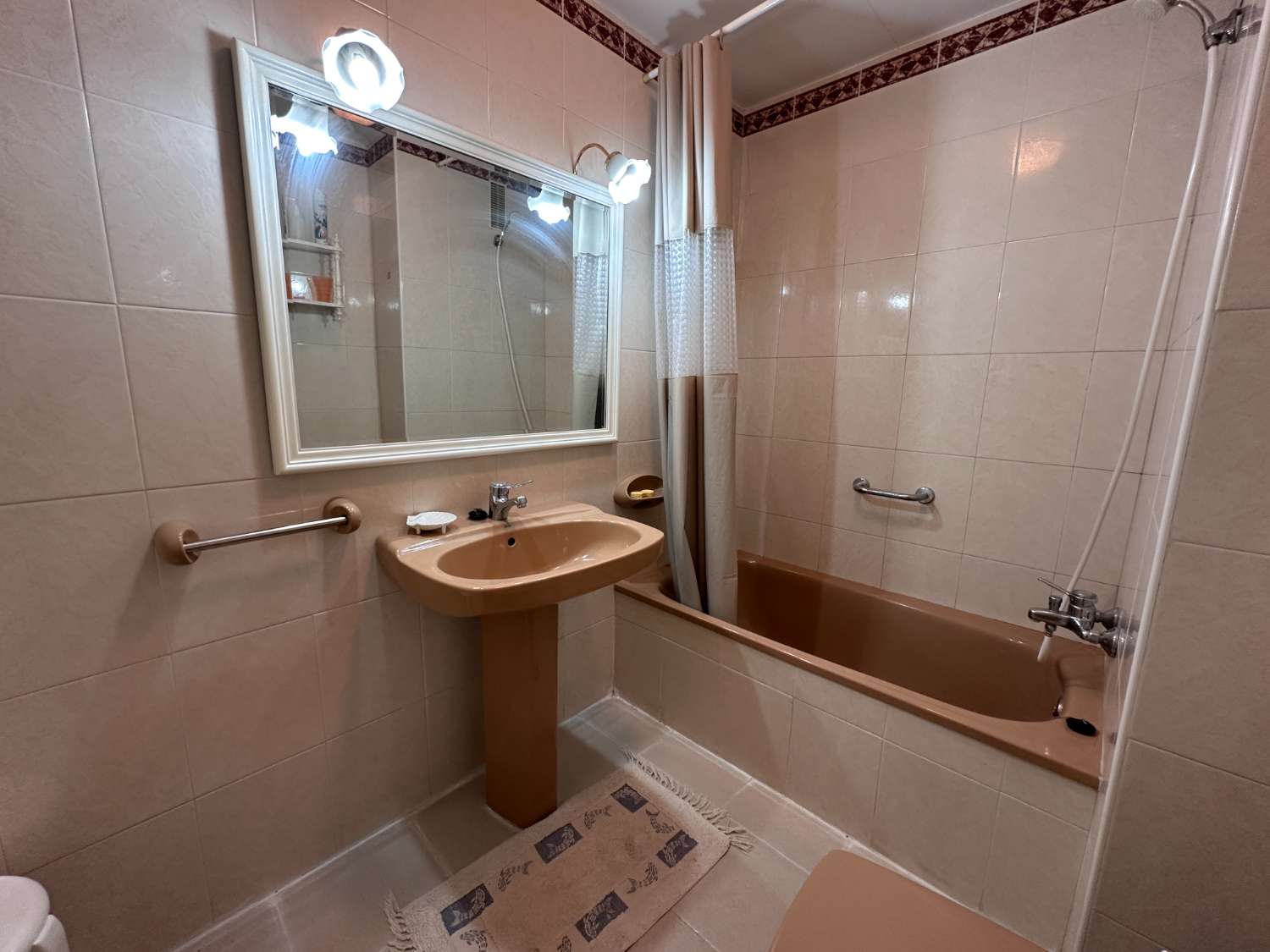 Piso en centro de Fuengirola con gran plaza de garaje