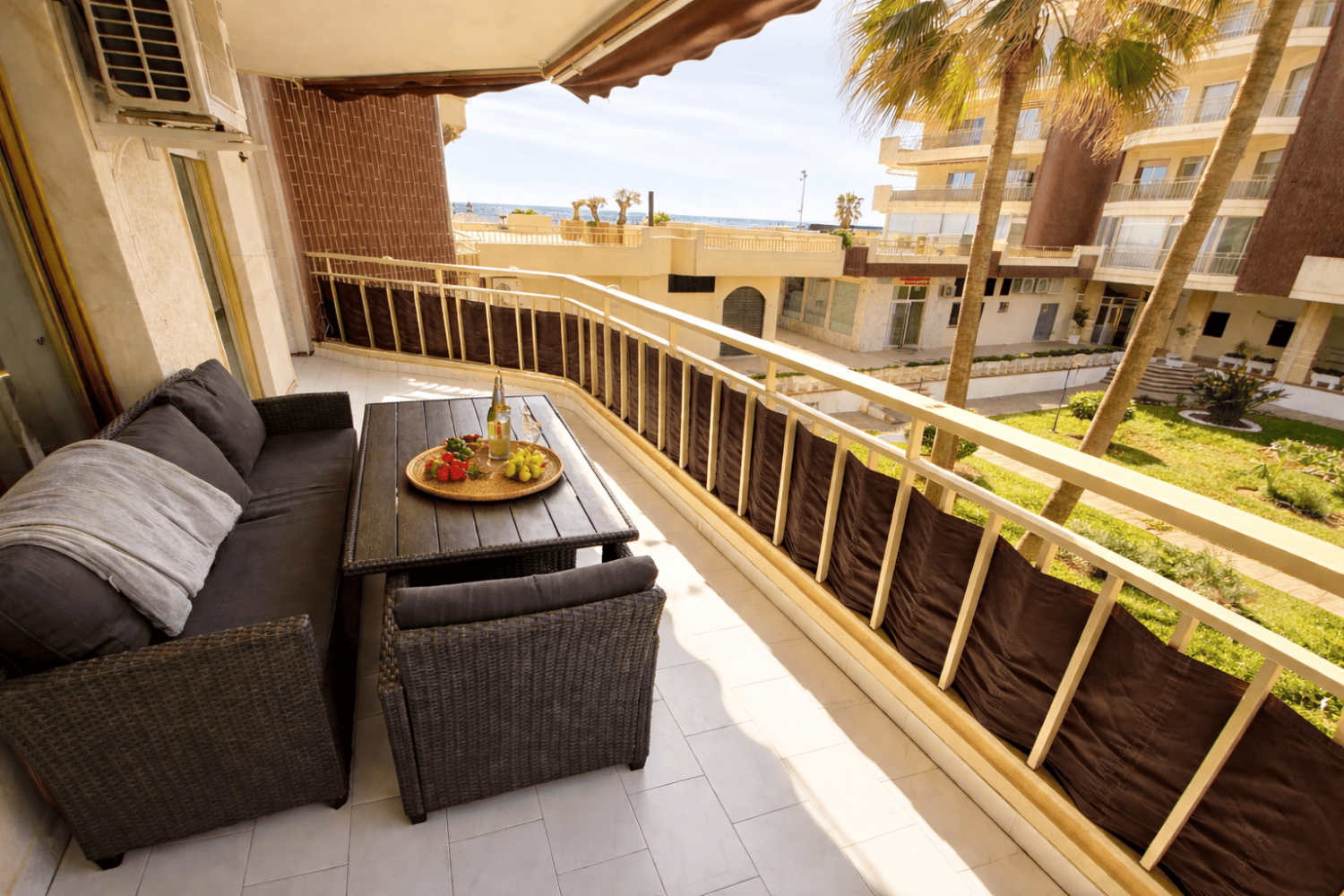 Exclusivo apartamento en Parque Doña Sofía con terraza en Fuengirola