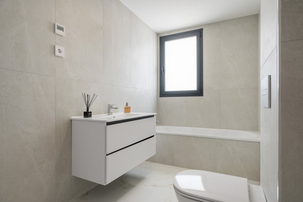 Apartamento en venta en Estepona