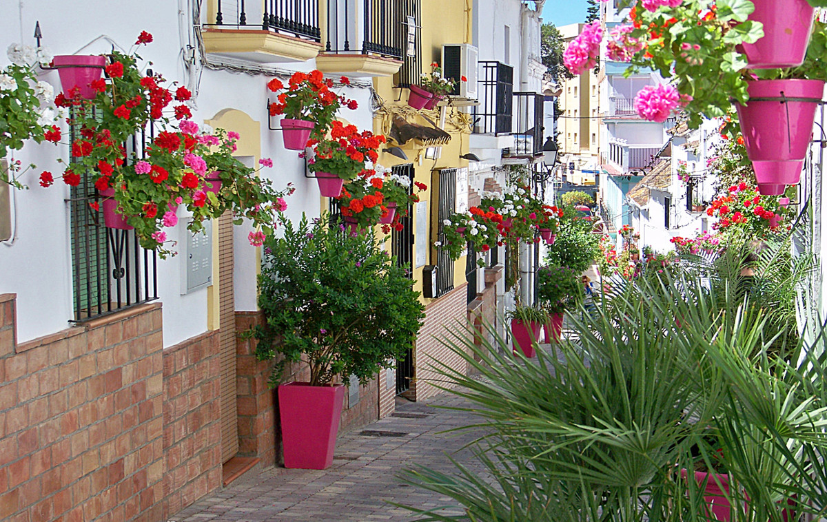 Apartamento en venta en Estepona