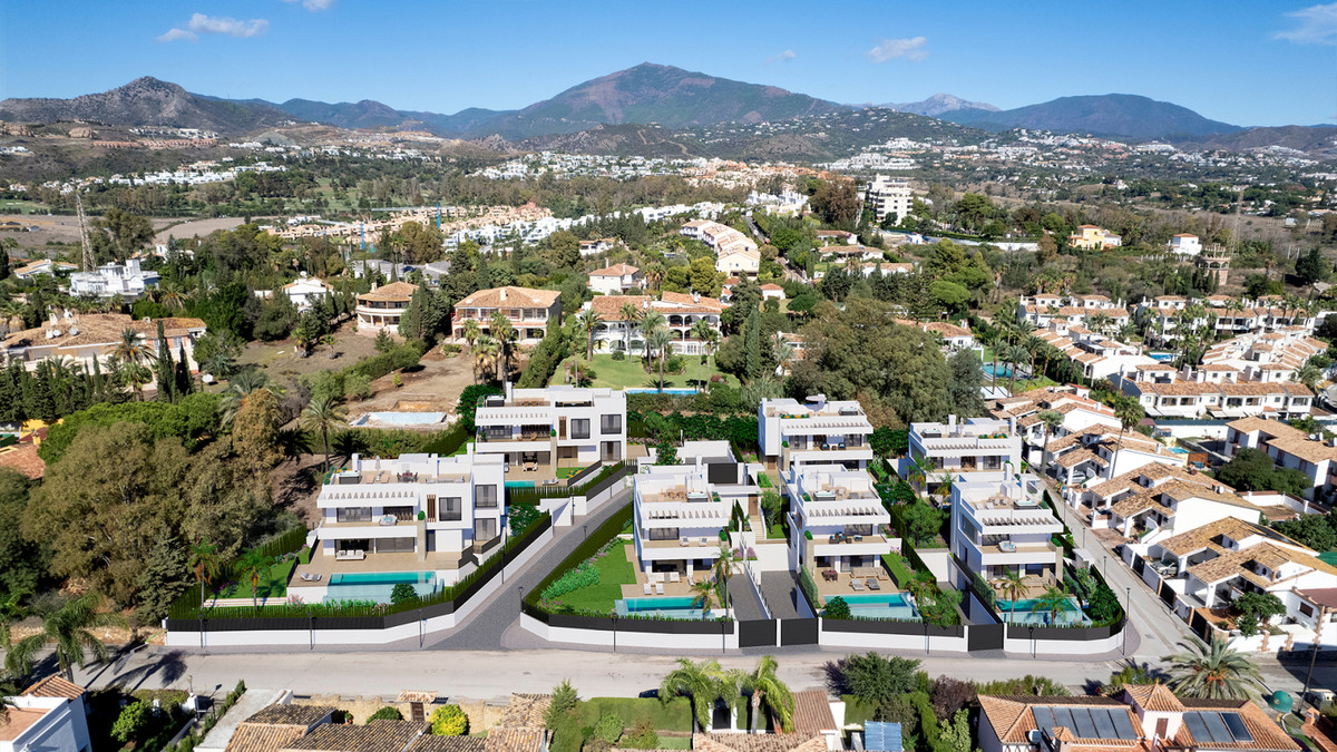 Villa en venta en Estepona