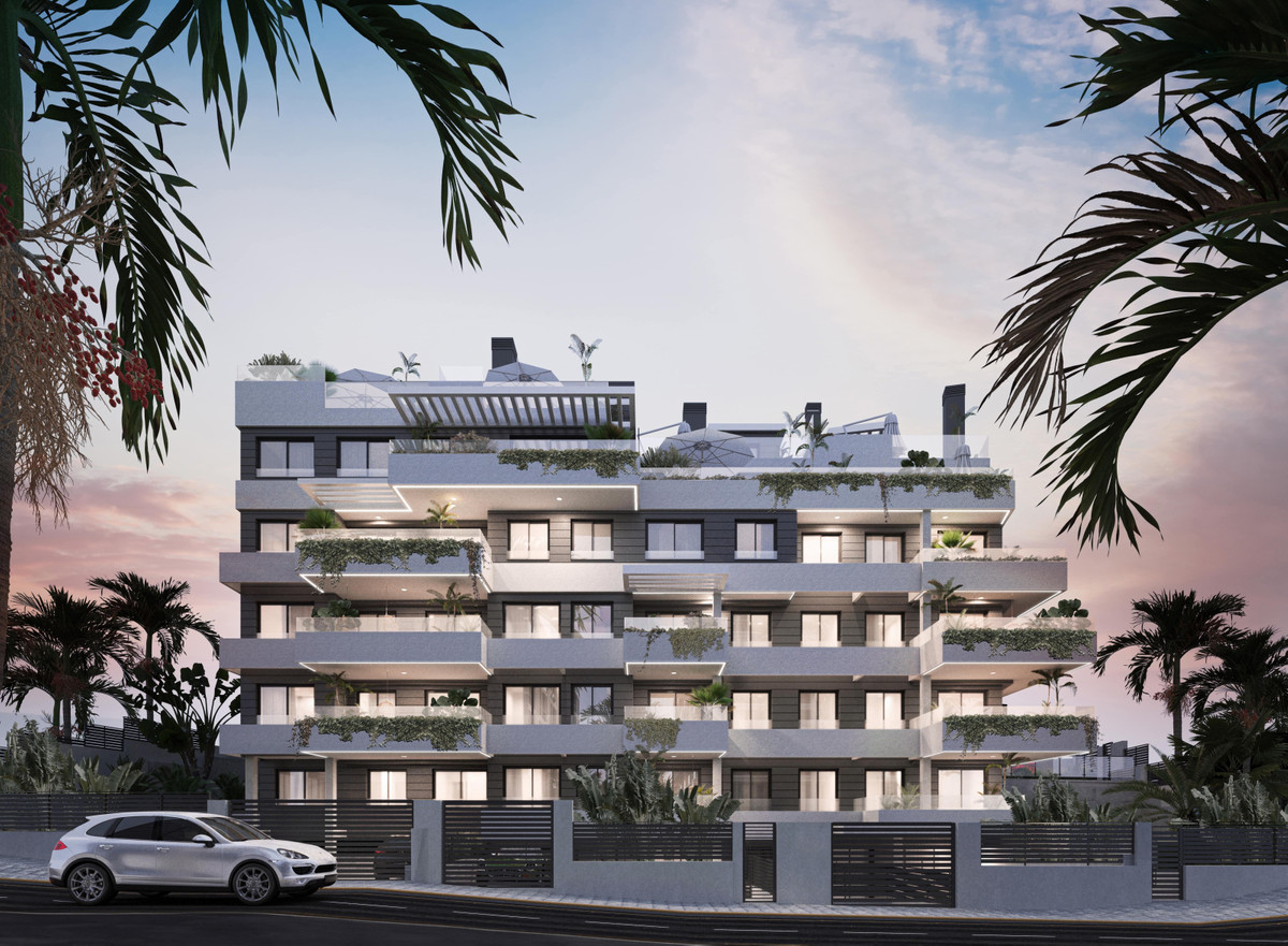 Apartamento en venta en Estepona