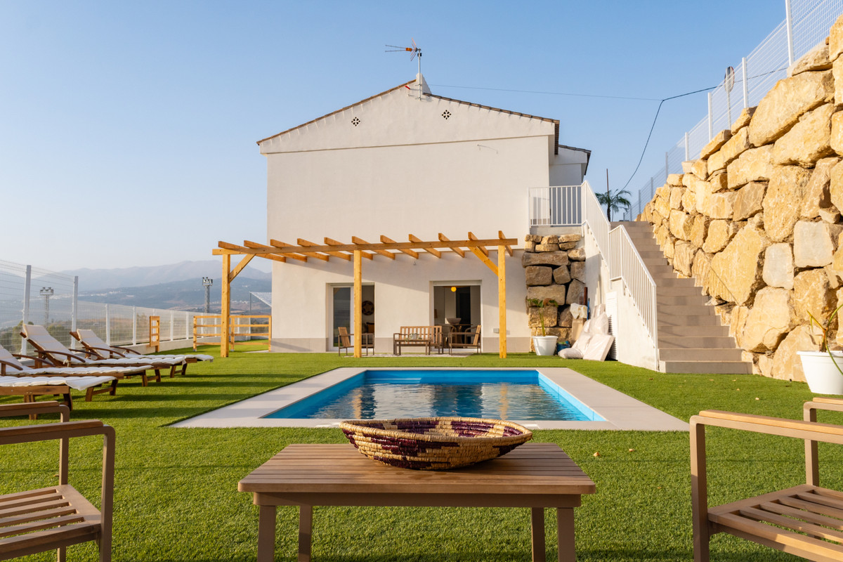 Villa en venta en Viñuela