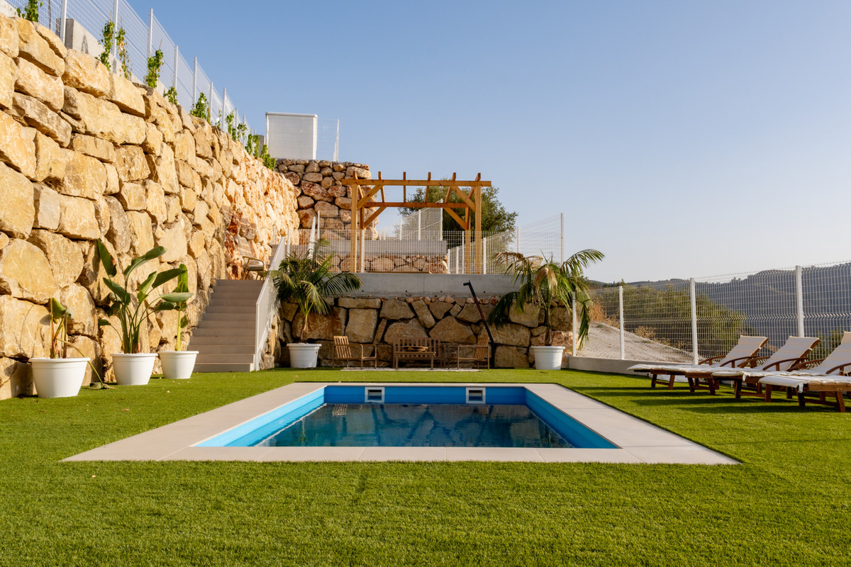 Villa en venta en Viñuela