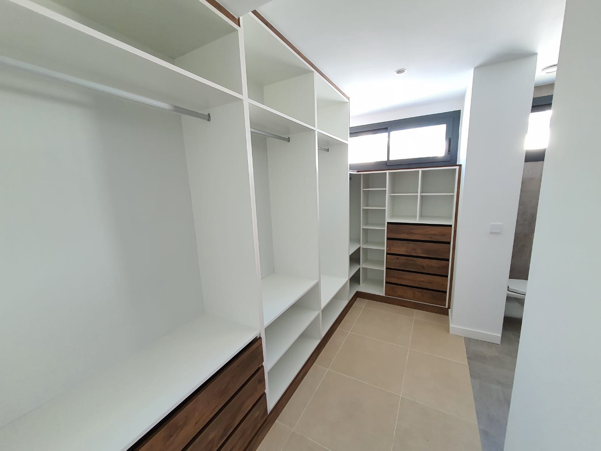 Villa en venta en Manilva