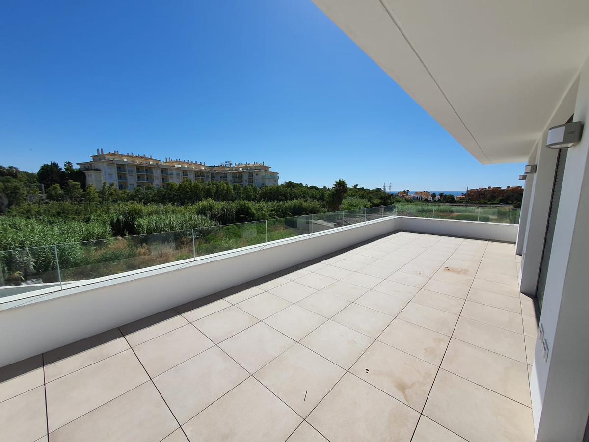 Villa en venta en Manilva