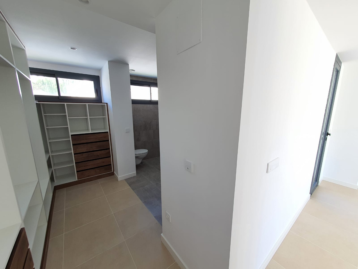 Villa en venta en Manilva