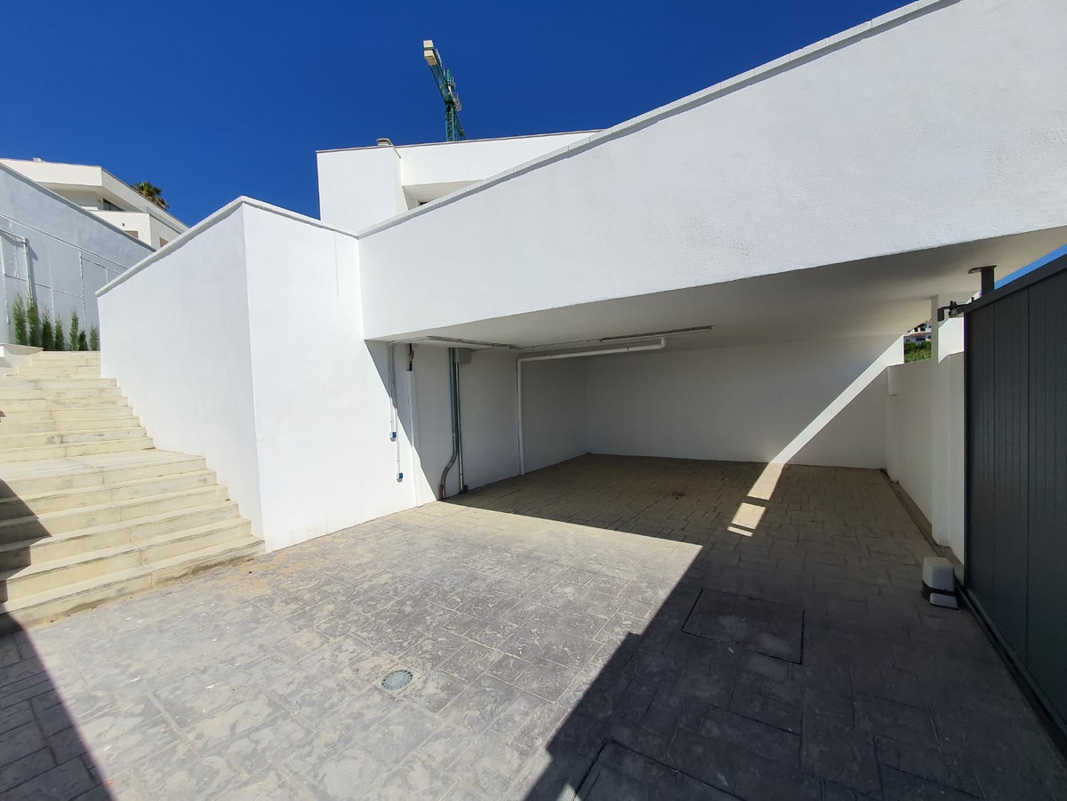 Villa en venta en Manilva