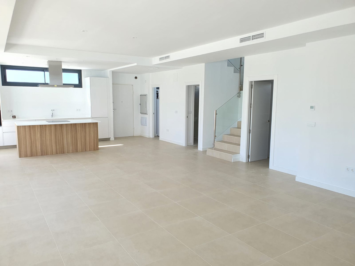 Villa en venta en Manilva