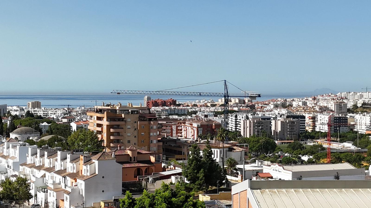 Apartamento en venta en Estepona