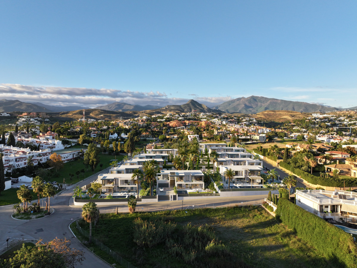 Villa en venta en Estepona