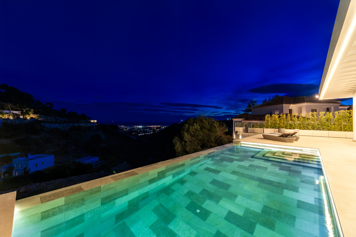 Villa en venta en Benahavís