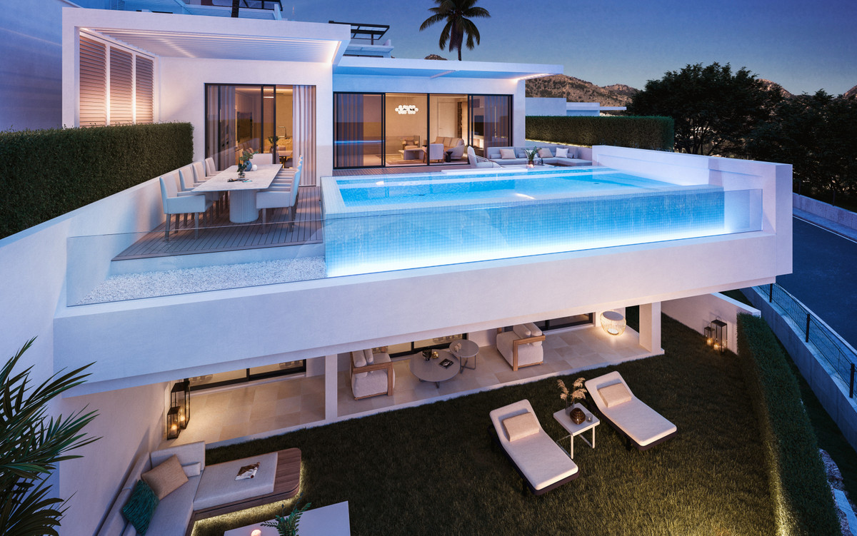 Villa en venta en Benalmádena