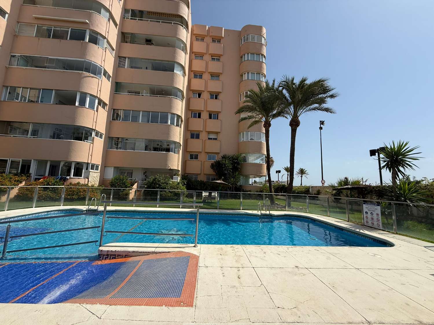Appartamento con vista sul Castello Sohail e sul mare a Fuengirola