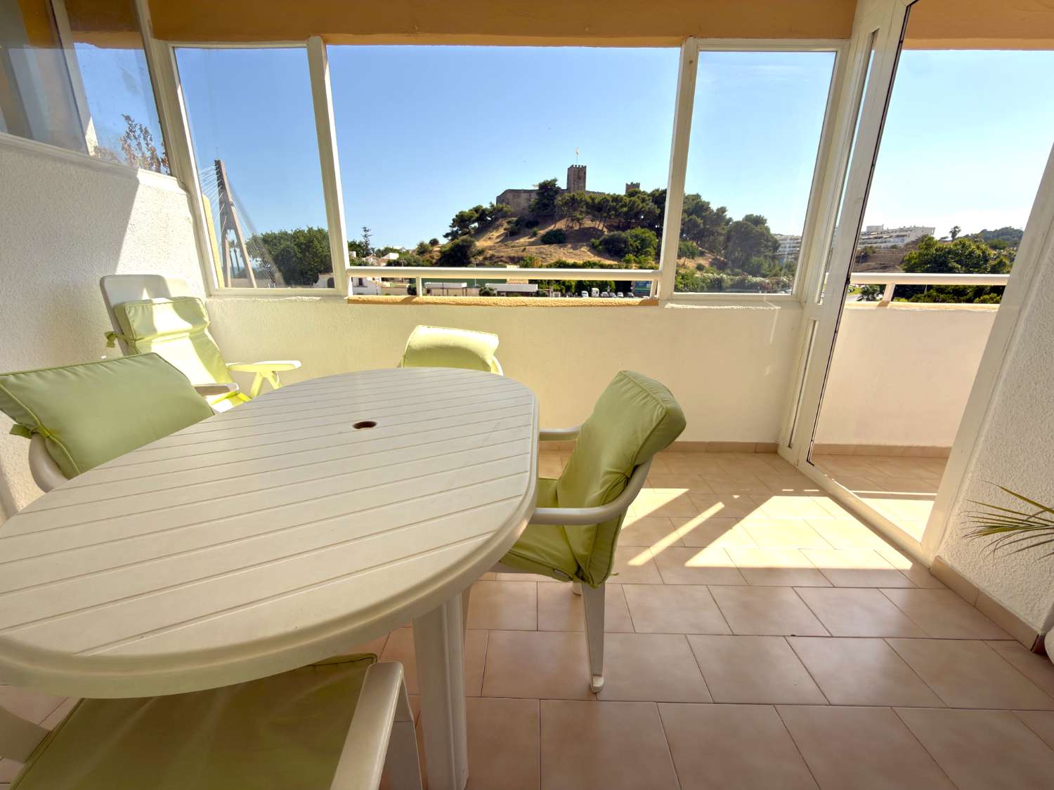 Appartamento con vista sul Castello Sohail e sul mare a Fuengirola