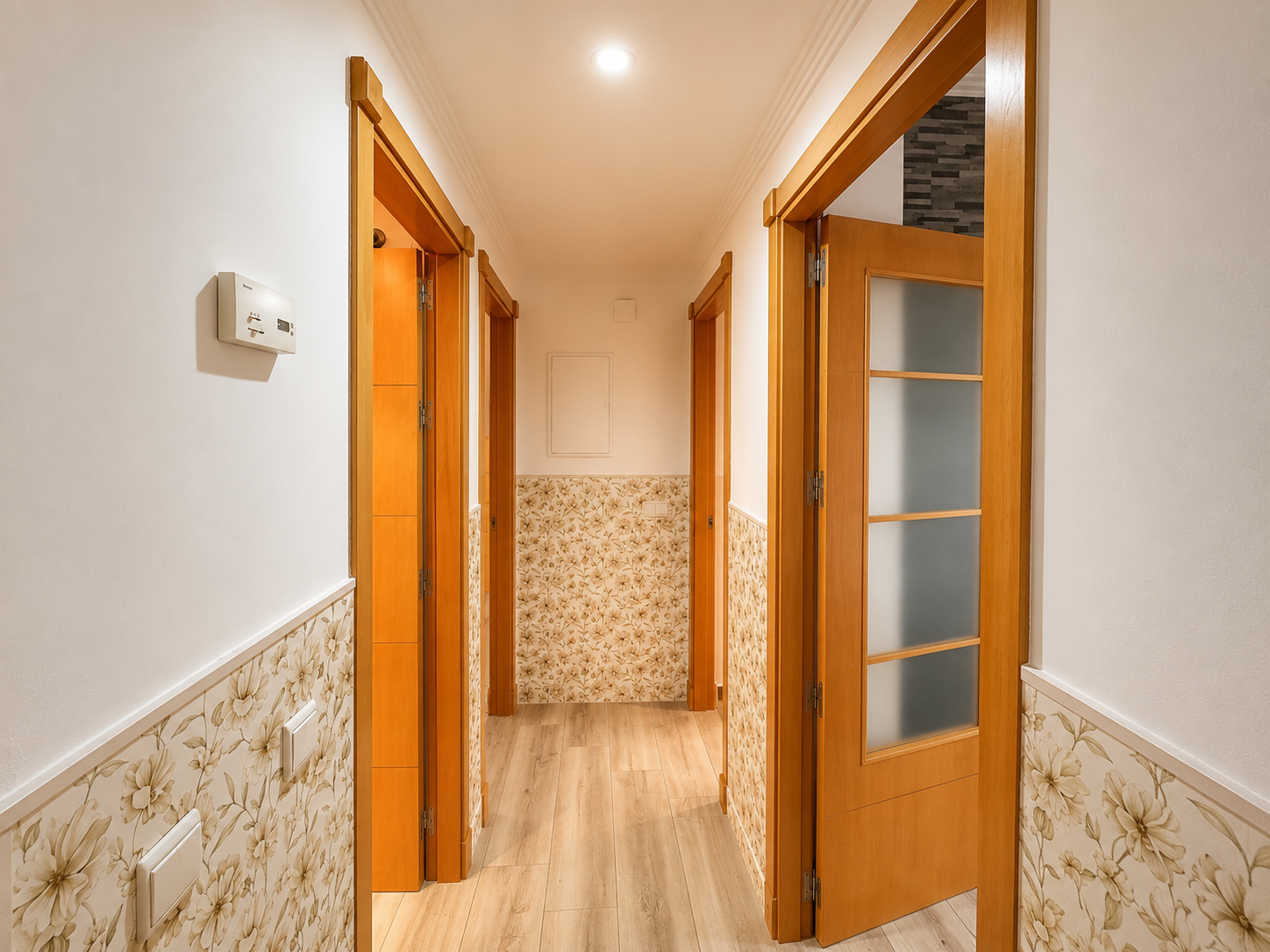 Exclusiva vivienda con terraza en urbanización privada