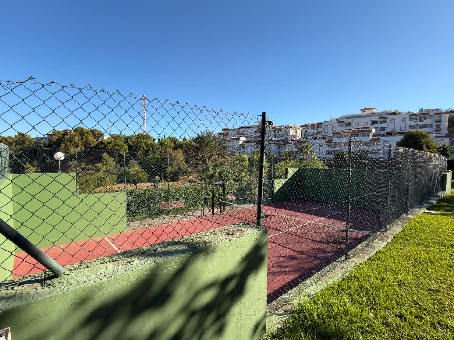 Ático con vistas al mar y a la montaña, y una terraza de más de 200 m² en Benalmádena