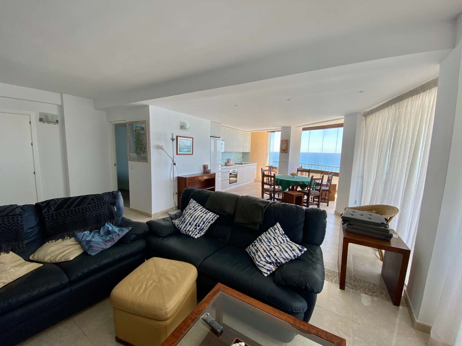 Het is alsof je op een cruiseschip zit! fantastisch appartement met 3 slaapkamers aan het strand in Fuengirola