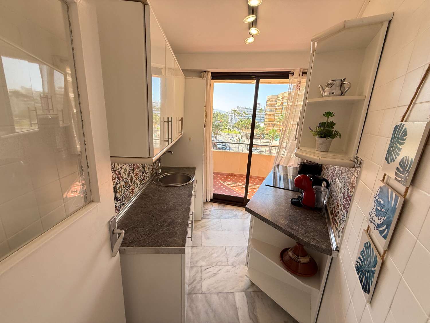 Rental in front of the beach of El Castillo, Fuengirola