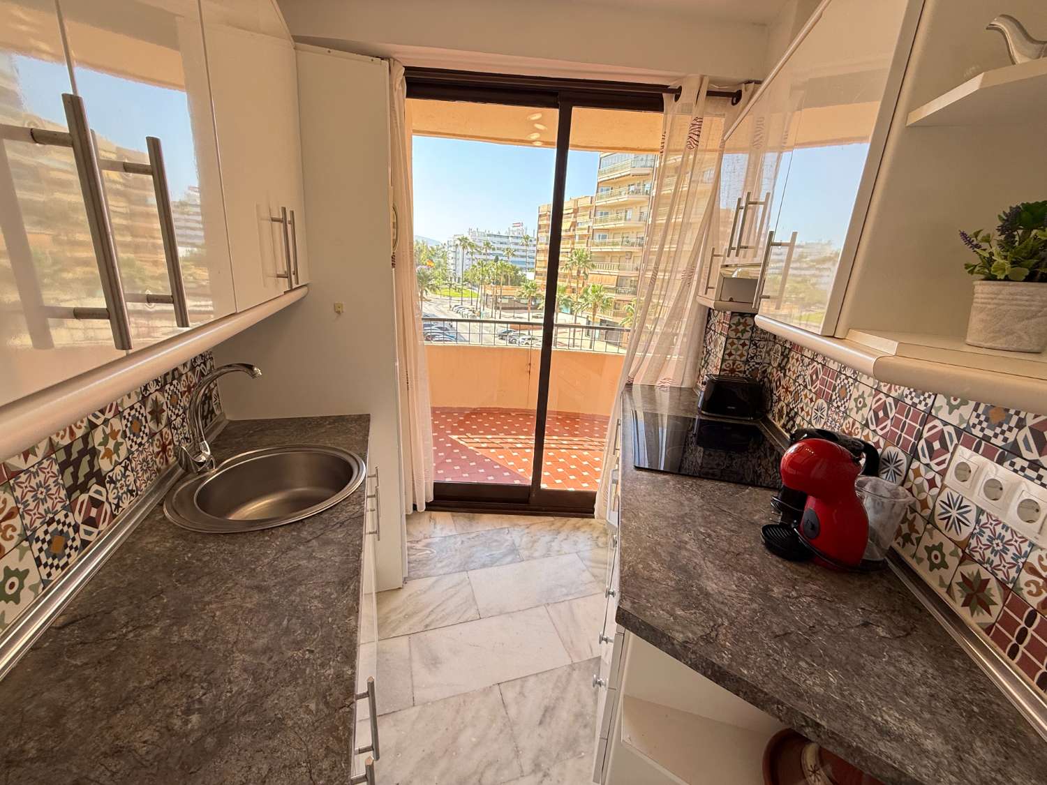 Rental in front of the beach of El Castillo, Fuengirola