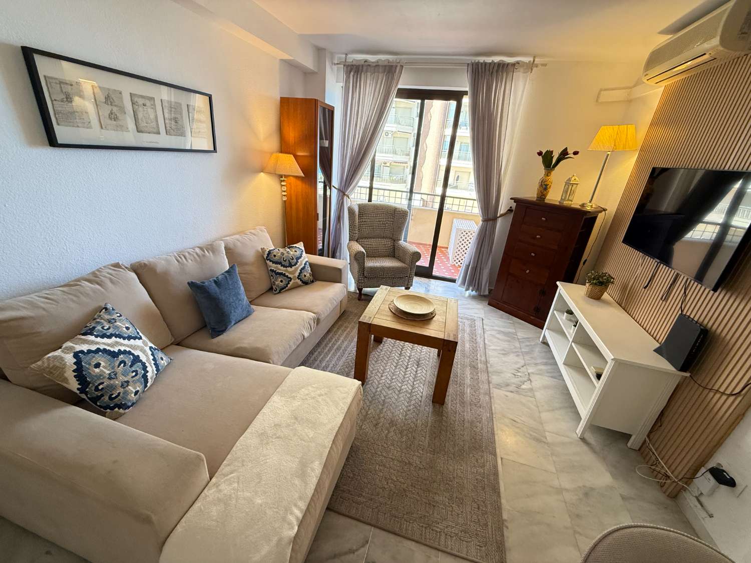 Rental in front of the beach of El Castillo, Fuengirola