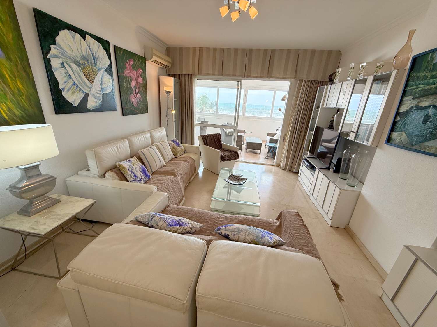 Apartamento en Primerísima Línea de playa en Fuengirola