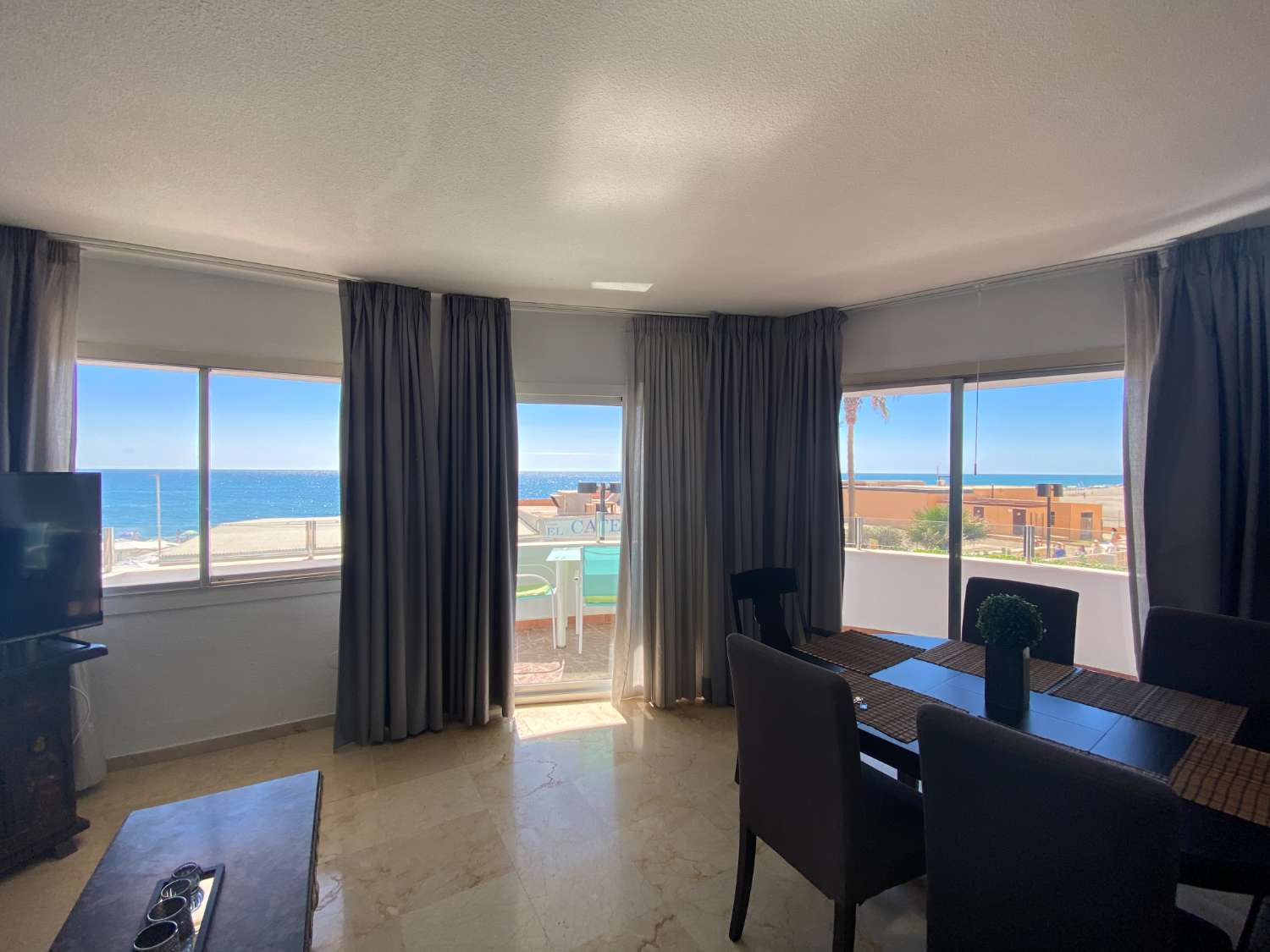 Excelente apartamento en la playa de Fuengirola