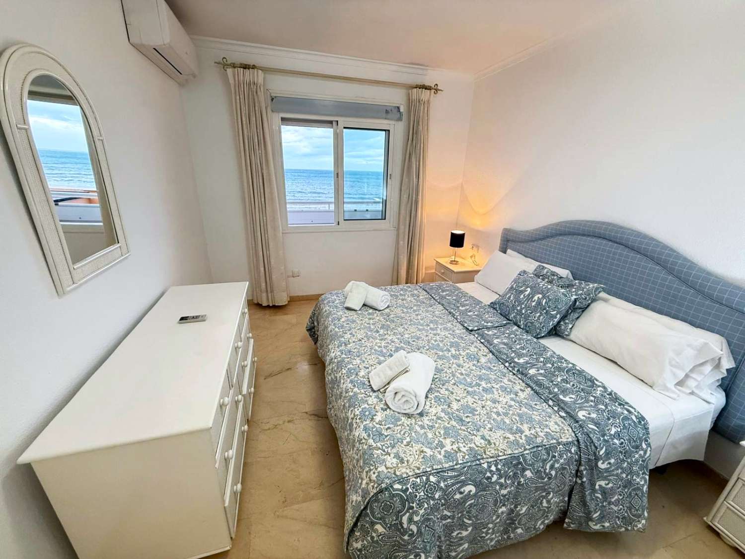 Appartamento in prima linea sulla spiaggia a Fuengirola