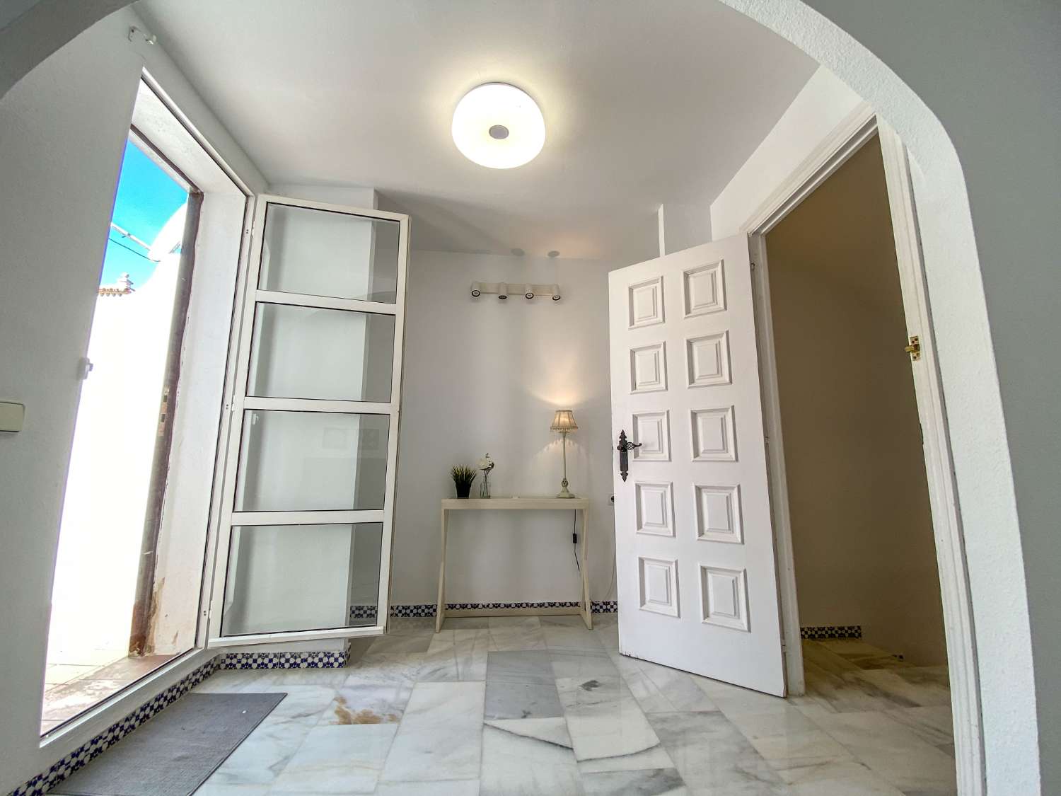 Chalet Adosado en 2º línea en Pueblo Castillo, Zona Sohail Fuengirola