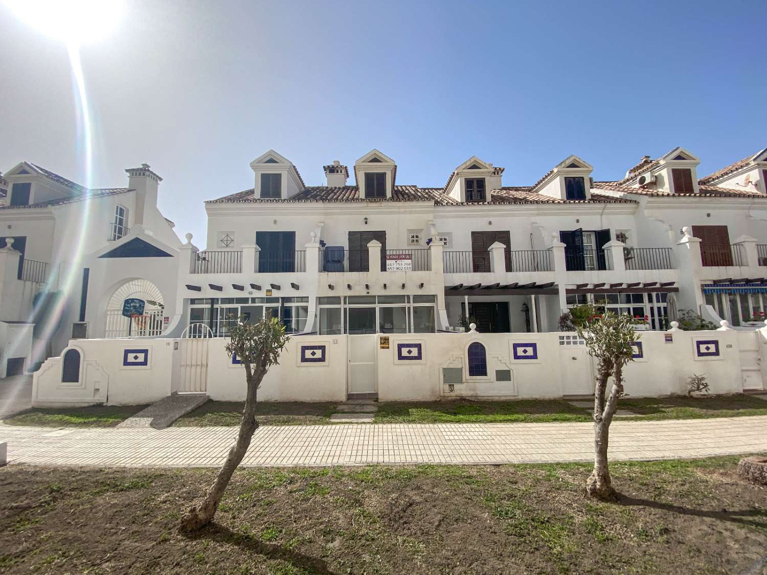 Chalet Adosado en 2º línea en Pueblo Castillo, Zona Sohail Fuengirola