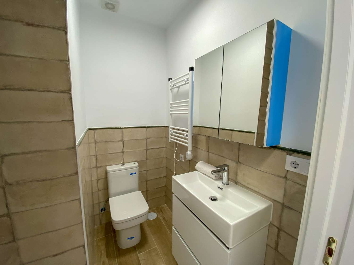 Chalet Adosado en 2º línea en Pueblo Castillo, Zona Sohail Fuengirola