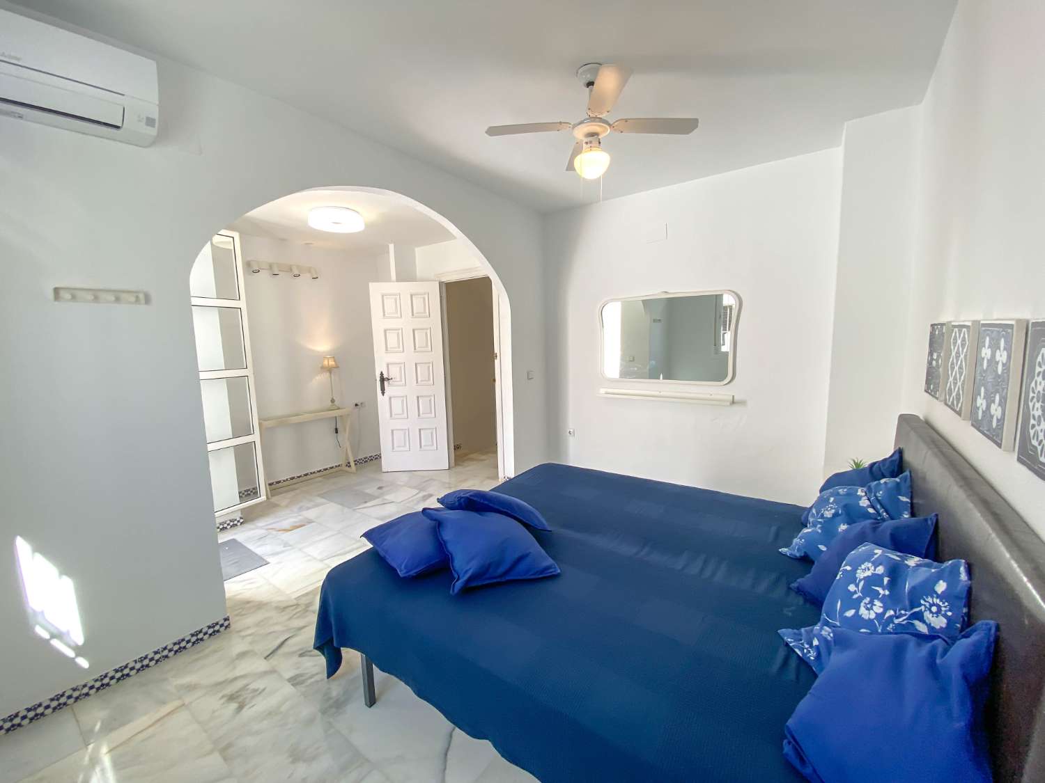 Chalet Adosado en 2º línea en Pueblo Castillo, Zona Sohail Fuengirola