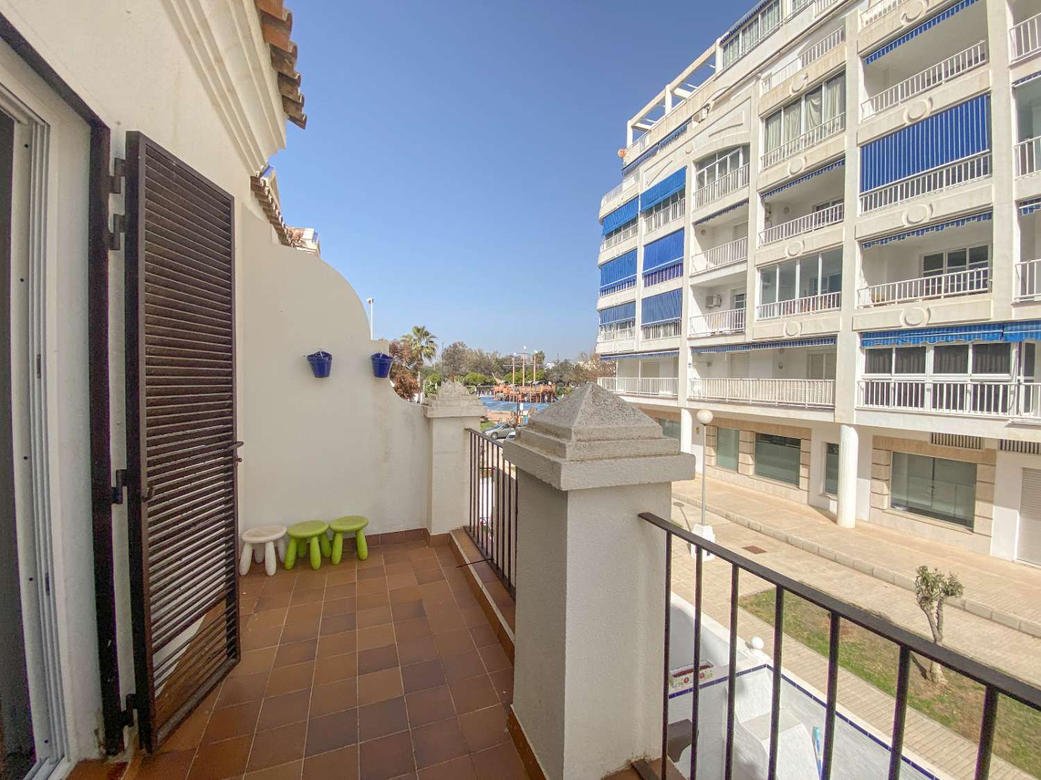Chalet Adosado en 2º línea en Pueblo Castillo, Zona Sohail Fuengirola