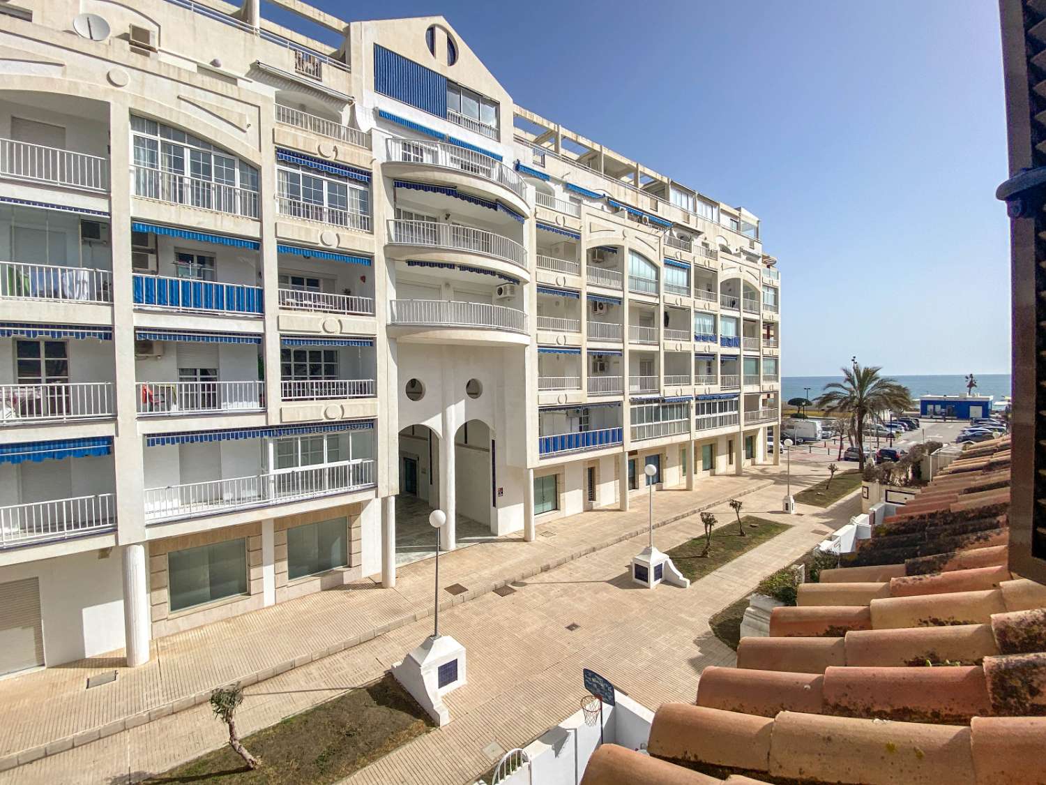 Chalet Adosado en 2º línea en Pueblo Castillo, Zona Sohail Fuengirola