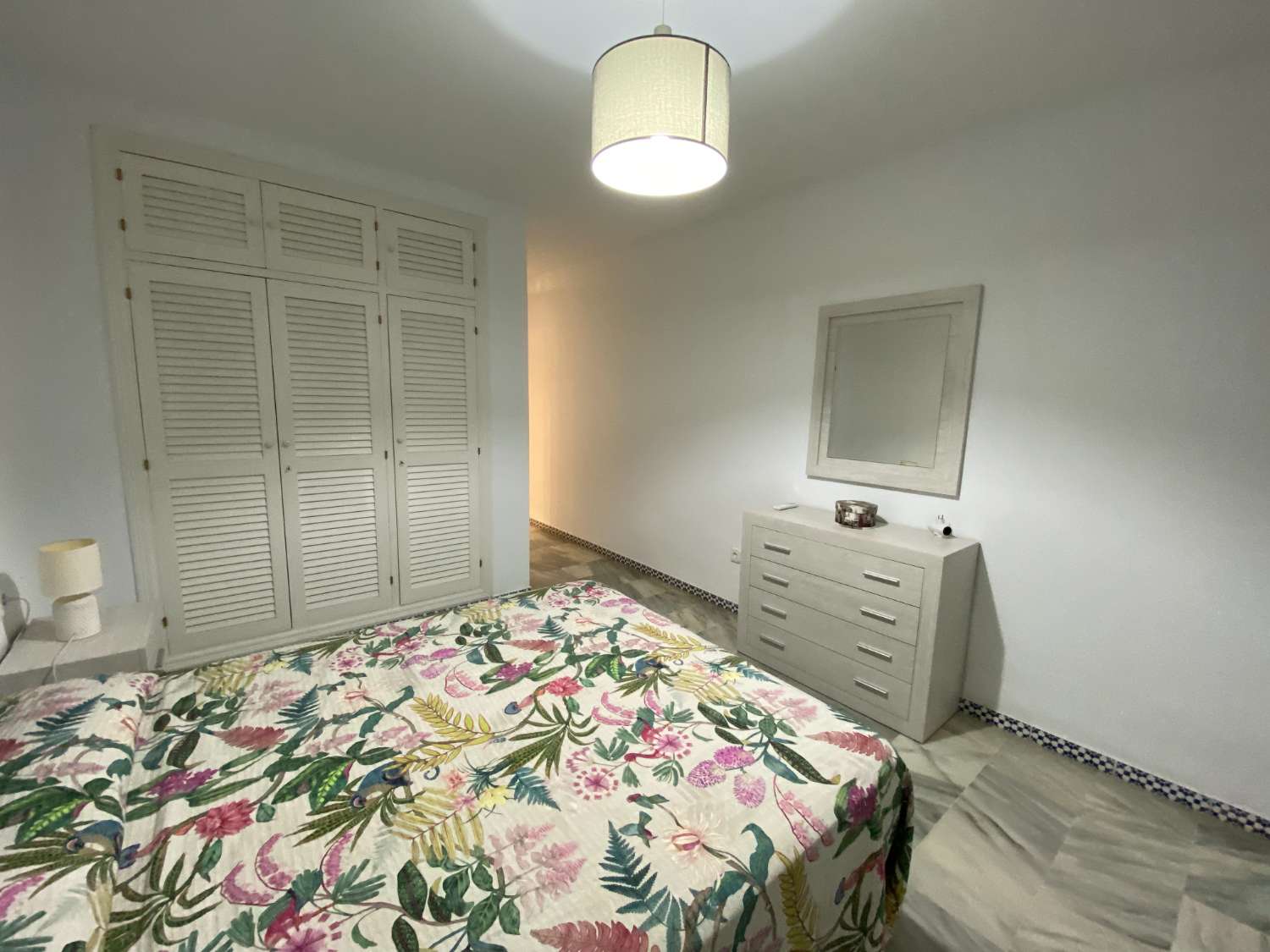 Upea 3 makuuhuoneen huoneisto Fuengirolan rannalla, uima-allas, ilmastointi, Wi-Fi