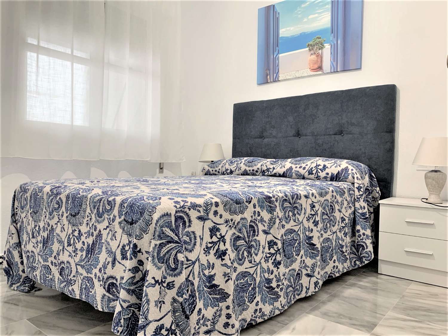 Geweldig appartement met 3 slaapkamers op het strand van Fuengirola, zwembad, airconditioning, wi-fi
