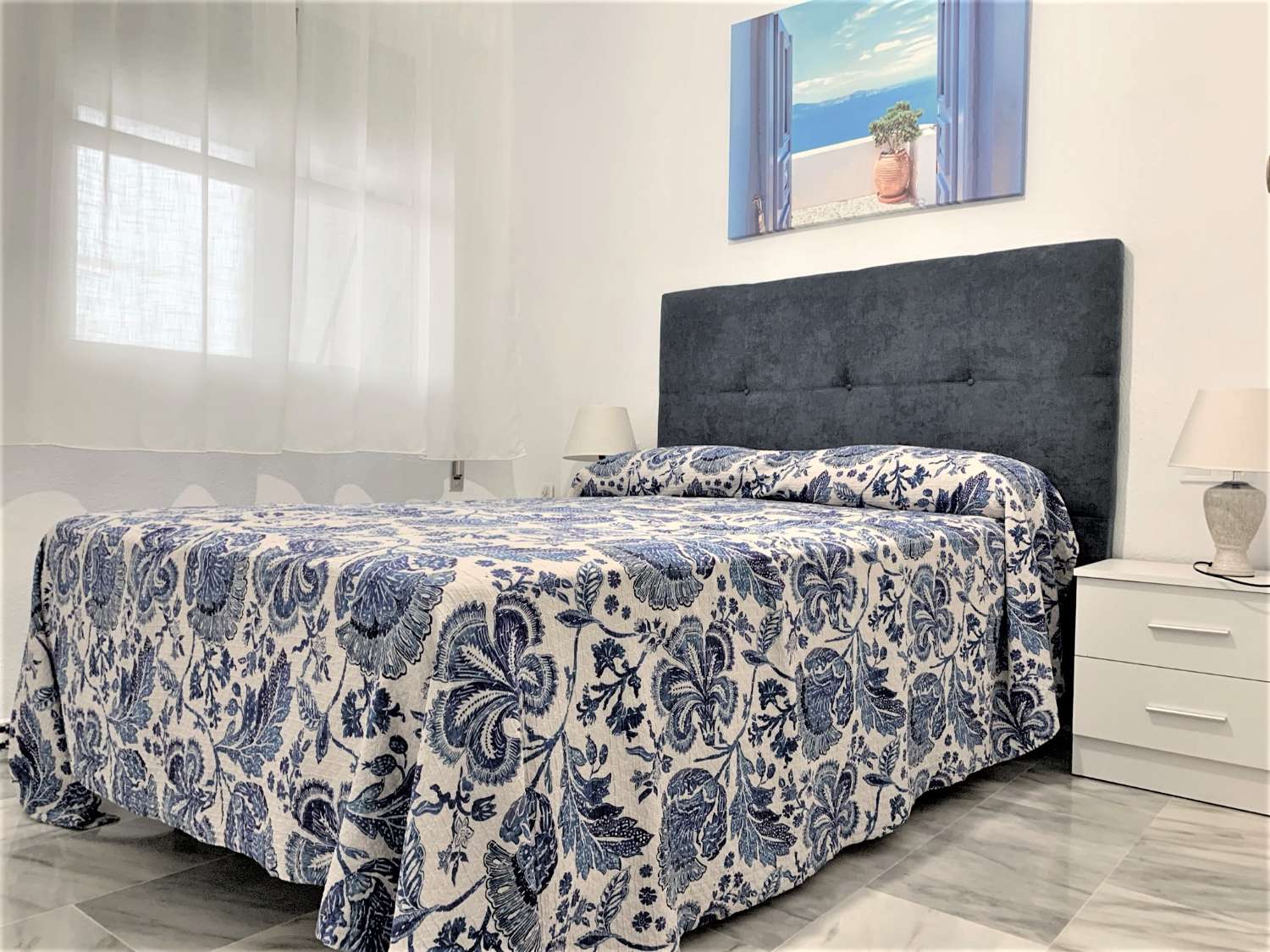 Grande appartamento con 3 camere da letto sulla spiaggia di Fuengirola, piscina, aria condizionata, wi-fi