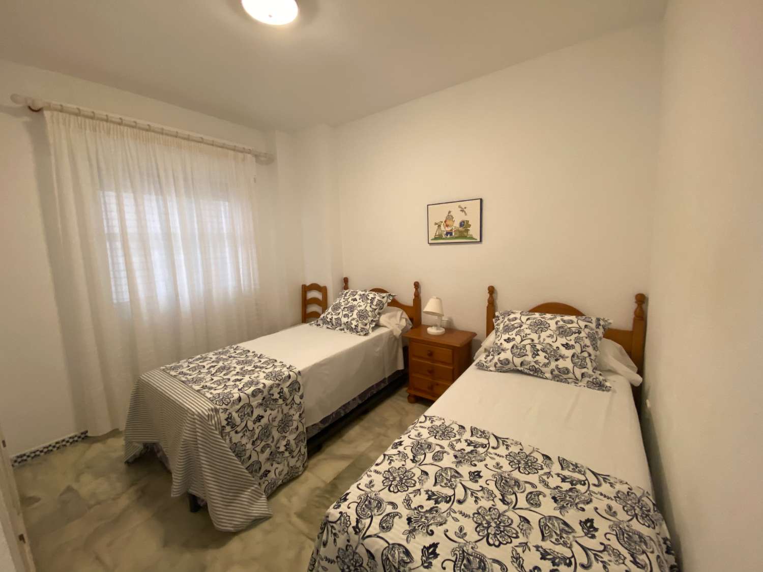 Ausgezeichnete 2-Bett-Wohnung mit Meerblick in Fuengirola