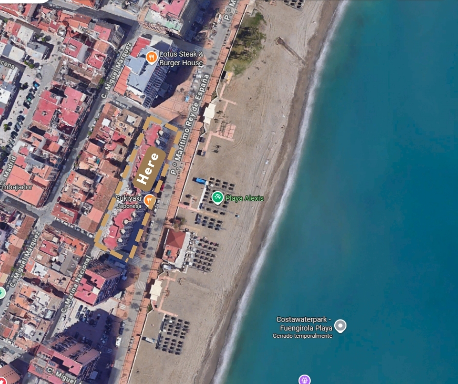 Increíble apartamento reformado con vistas panorámicas al mar: ¡El hogar perfecto para los amantes de la playa!