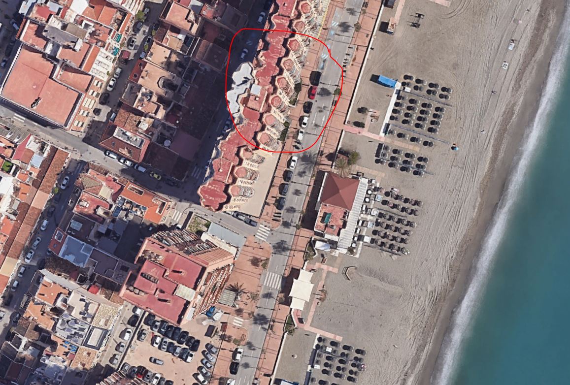 Unglaublich renovierte Wohnung mit Panoramablick auf das Meer: Das perfekte Zuhause für Strandliebhaber!“