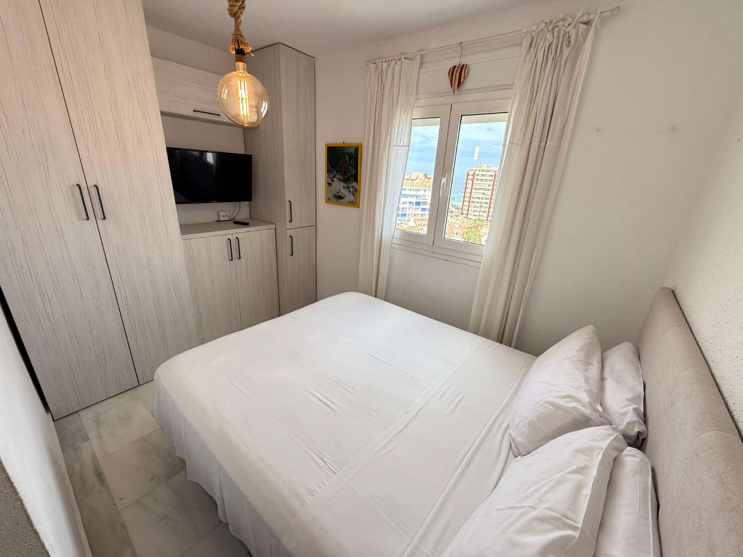 Apartment for Rent with Sea View